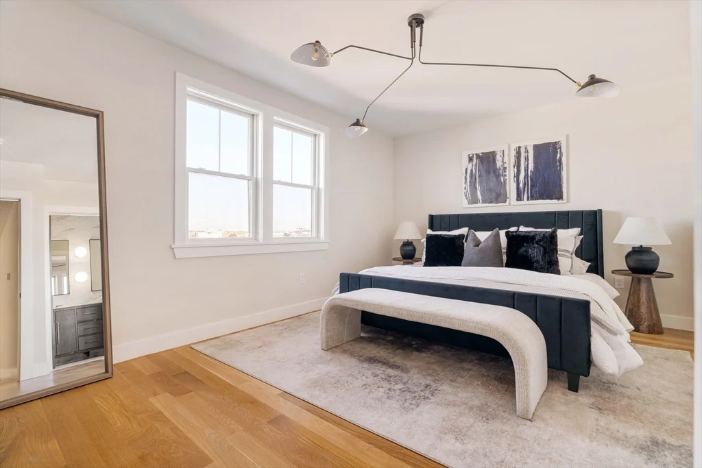 3 bed, 3 bath apartment for rent at 272 East Eagle Unit 4, East Boston — photo 13 of 23