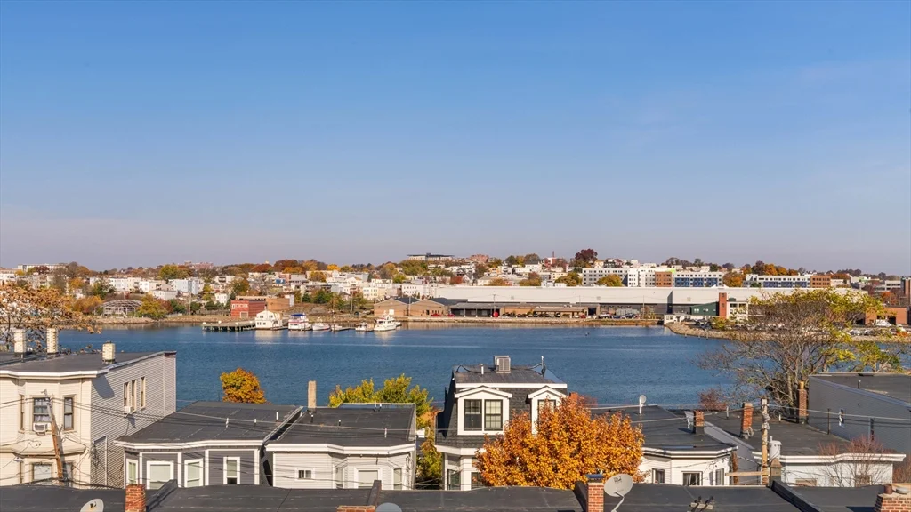 3 bed, 3 bath apartment for rent at 272 East Eagle Unit 4, East Boston — photo 17 of 23