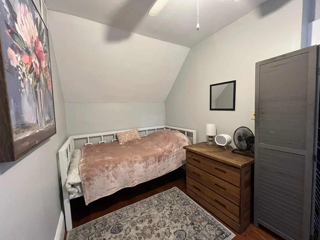 2 bed, 1 bath apartment for rent at 272 Front St Unit 5, Manchester — photo 10 of 19