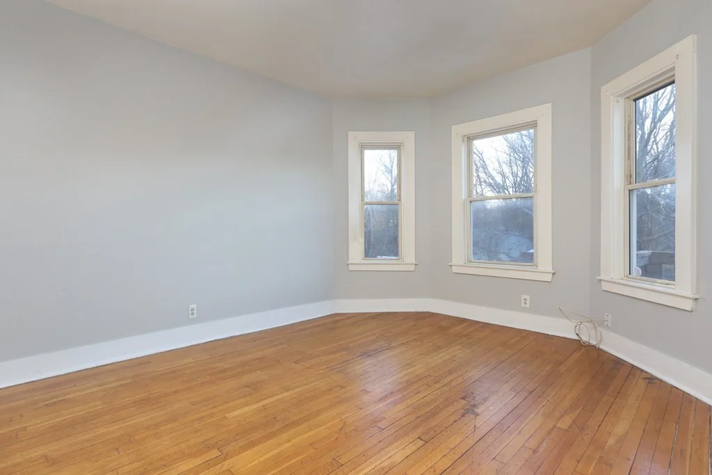 3 bed, 1 bath apartment for rent at 272 Geneva Unit 2, Dorchester — photo 4 of 8