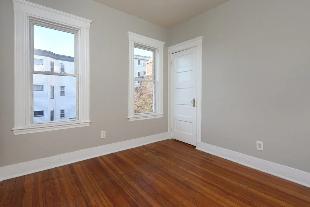 3 bed, 1 bath apartment for rent at 272 Geneva Unit 2, Dorchester — photo 6 of 8