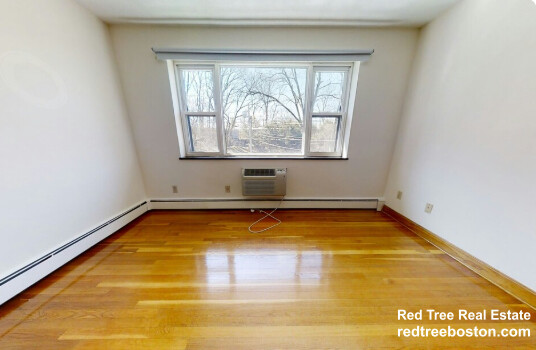 Studio bed, 1 bath apartment for rent at 272 Grove St Unit 3, Auburndale — photo 4 of 10