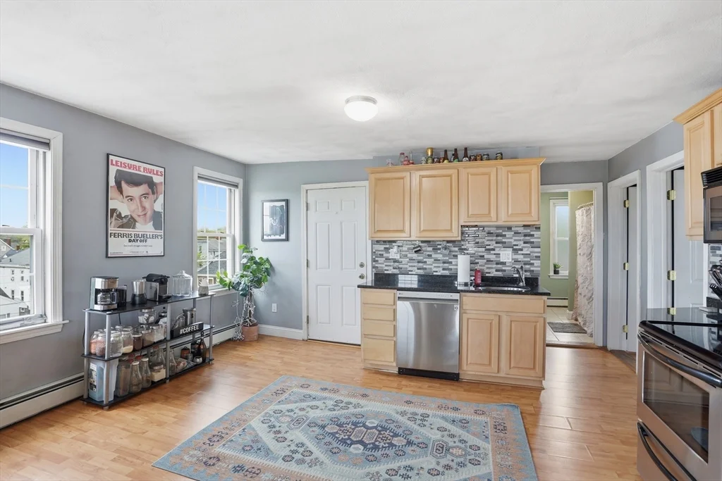 2 bed, 1 bath apartment for rent at 272 Jefferson Unit 5, Salem — photo 13 of 32