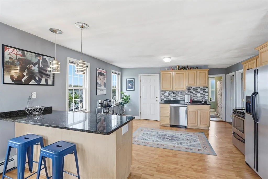 2 bed, 1 bath apartment for rent at 272 Jefferson Unit 5, Salem — photo 11 of 32