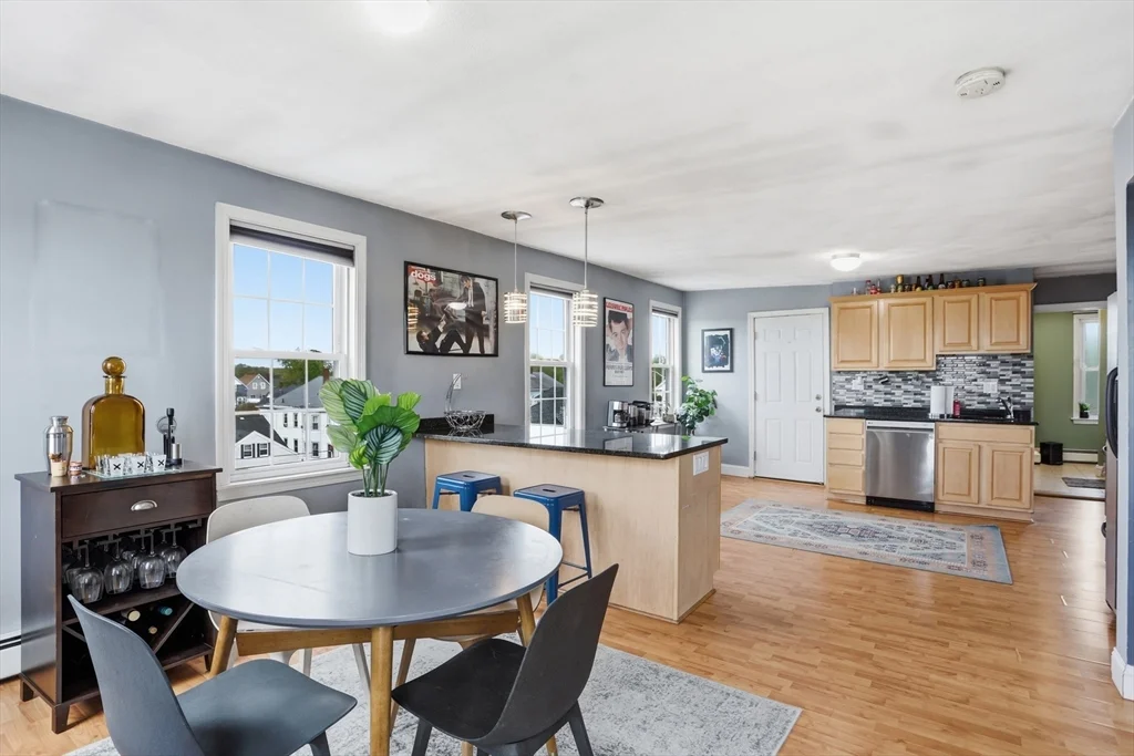 2 bed, 1 bath apartment for rent at 272 Jefferson Unit 5, Salem — photo 9 of 32