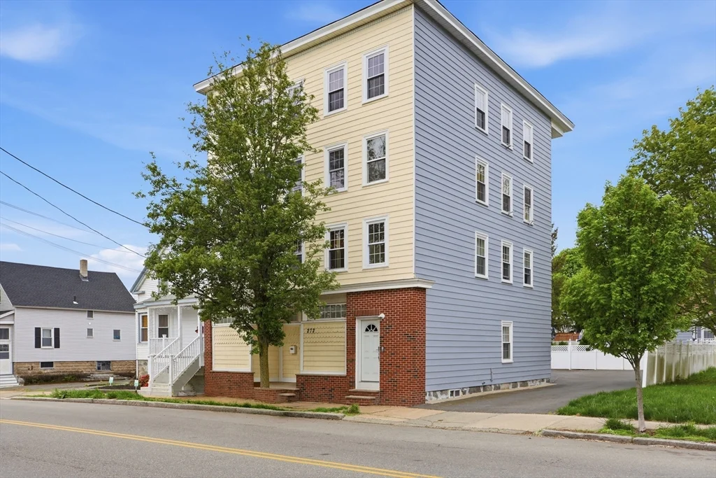2 bed, 1 bath apartment for rent at 272 Jefferson Unit 5, Salem — photo 1 of 32