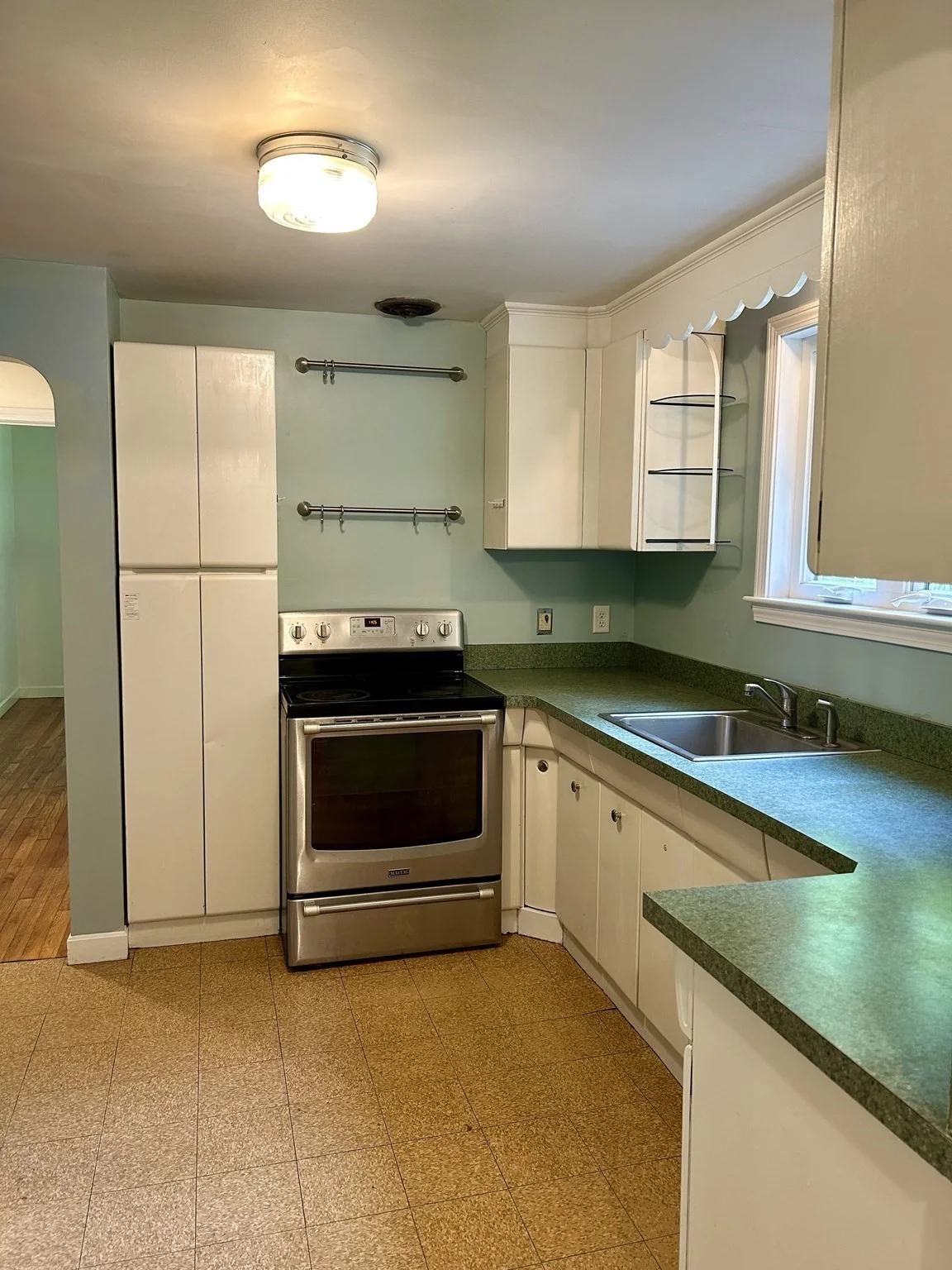 4 bed, 2 bath apartment for rent at 272 Laws Brook Rd, Concord — photo 4 of 17
