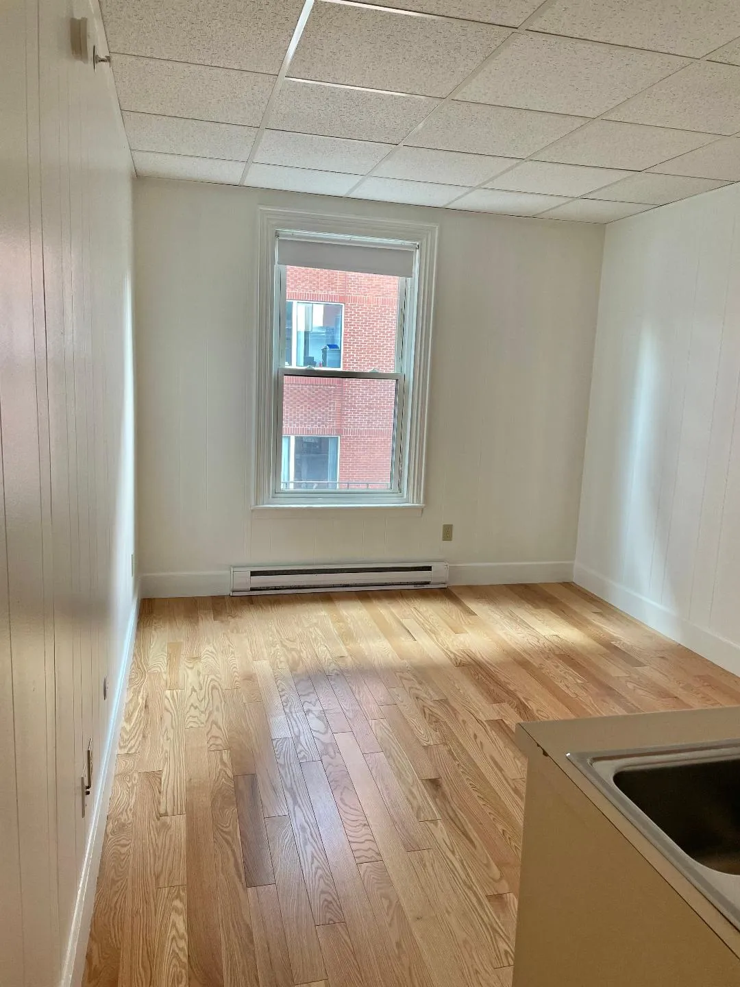 Studio bed, 1 bath apartment for rent at 272 Newbury St Unit 12, Back Bay — photo 3 of 6