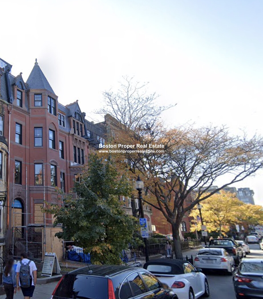 Studio bed, 1 bath apartment for rent at 272 Newbury St Unit 4, Back Bay — photo 1 of 5