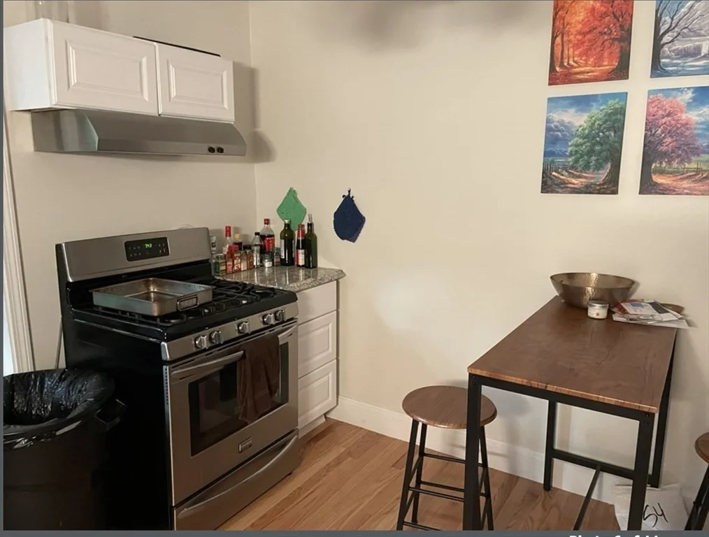 3 bed, 1 bath apartment for rent at 272 Shawmut Unit 1, South End — photo 6 of 10
