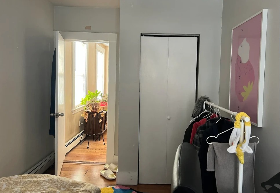 3 bed, 1 bath apartment for rent at 273 Cardinal Medeiros Ave Unit 2, Wellington-Harrington — photo 20 of 21