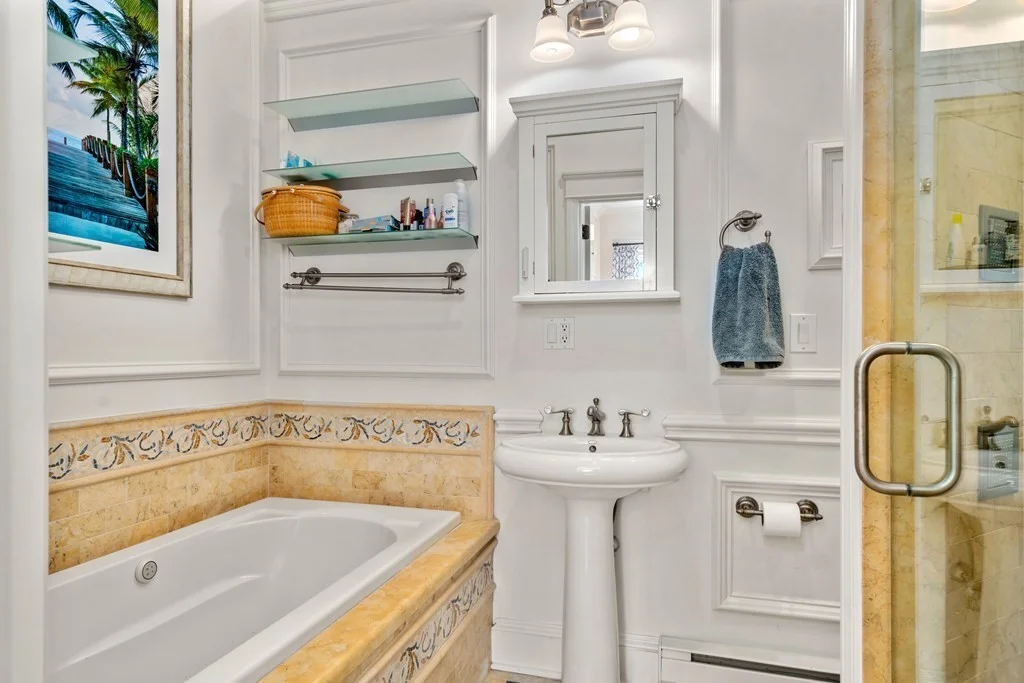 2 bed, 2.5 bath apartment for rent at 273 Commonwealth Ave Unit F9, Back Bay — photo 10 of 14