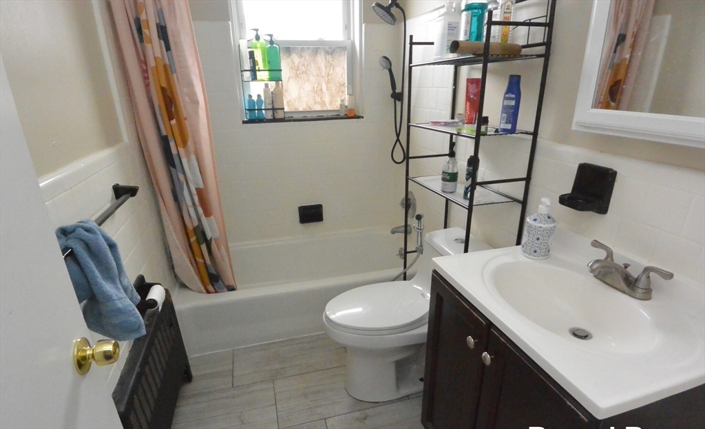 4 bed, 2 bath apartment for rent at 273 Corey Rd Unit n/a, Brighton — photo 8 of 10