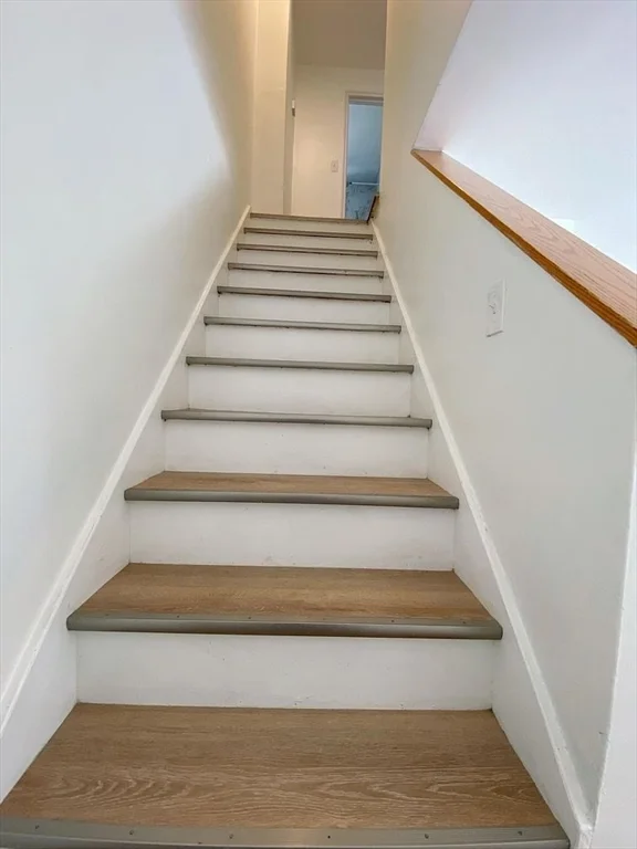 2 bed, 2 bath apartment for rent at 273 Cross St Unit 273, Winchester — photo 5 of 14