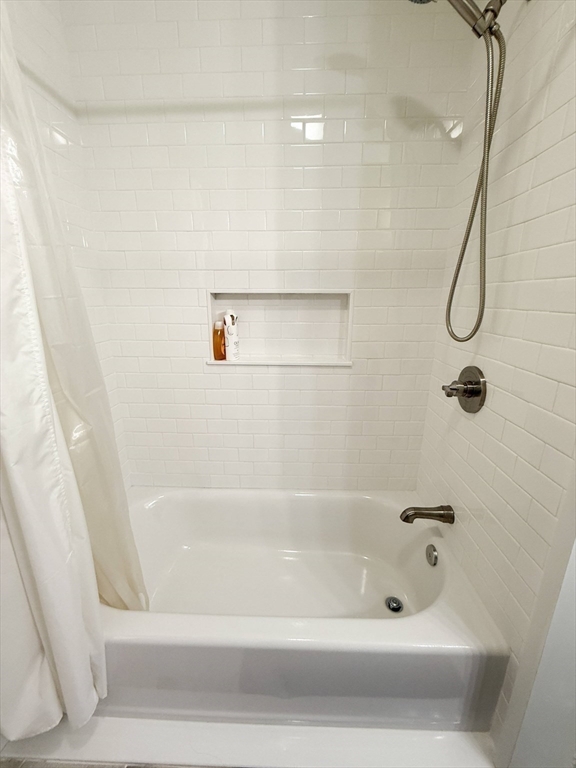 4 bed, 2 bath apartment for rent at 273 Dorchester, South Boston — photo 13 of 18