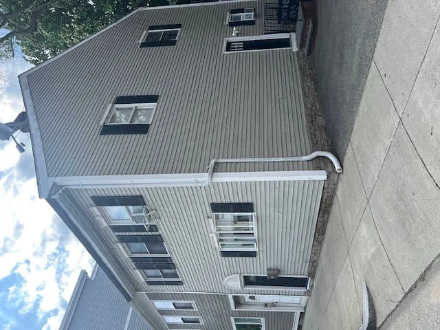 4 bed, 2 bath apartment for rent at 273 Dorchester St Unit 1, South Boston — photo 18 of 18
