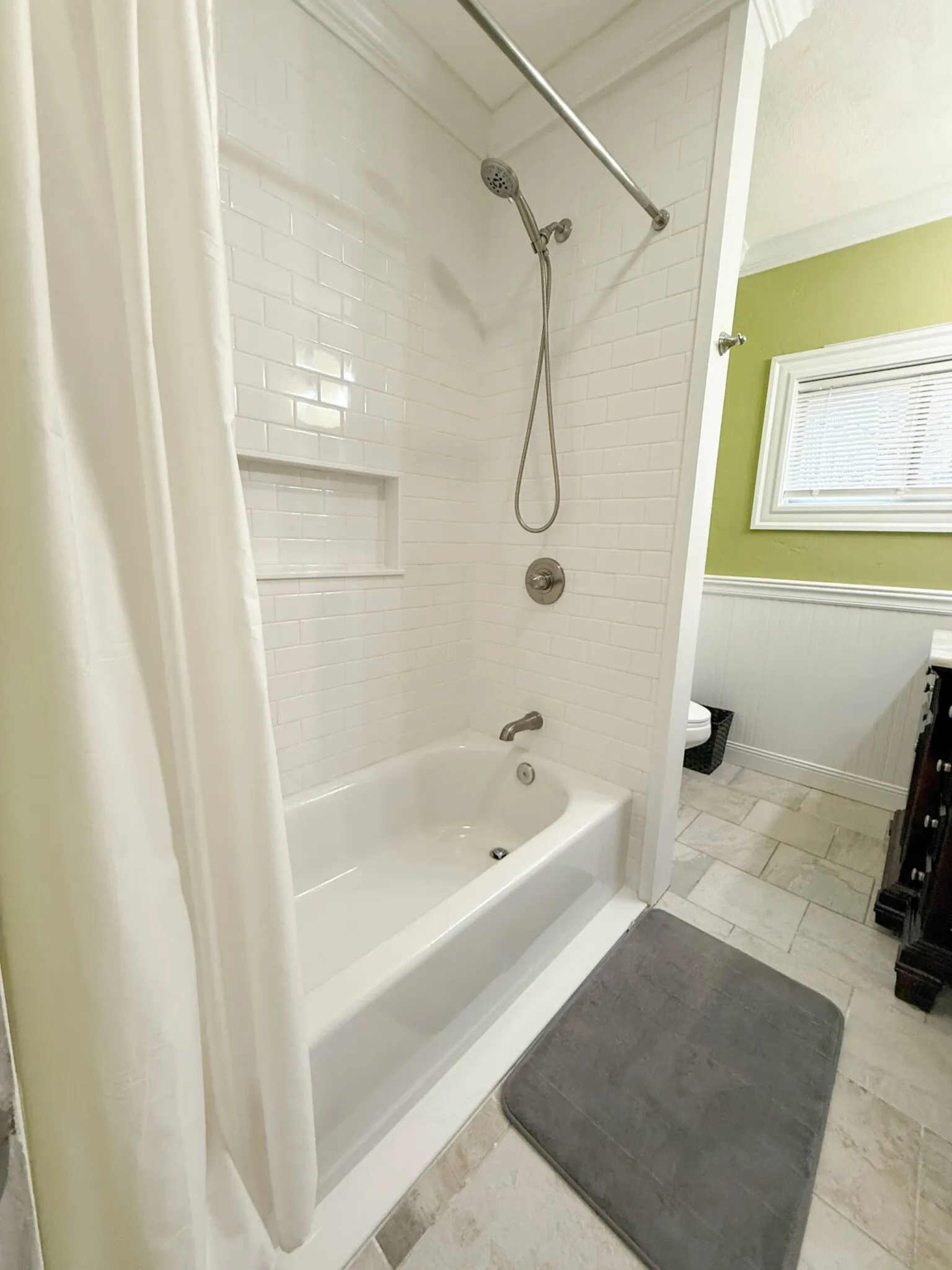 4 bed, 2 bath apartment for rent at 273 Dorchester St Unit 1, South Boston — photo 12 of 18