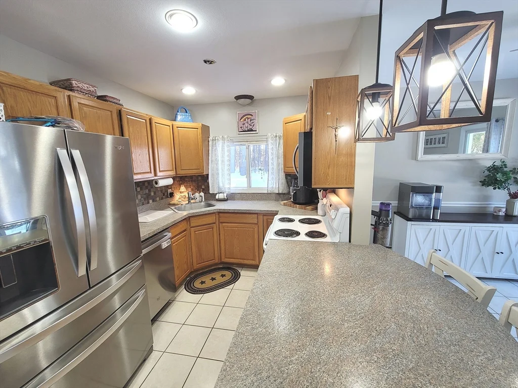 3 bed, 1 bath apartment for rent at 273 Forge Village Rd Unit Unit 1, Groton — photo 11 of 22