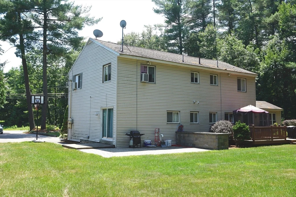 3 bed, 1 bath apartment for rent at 273 Forge Village Rd Unit Unit 1, Groton — photo 4 of 22