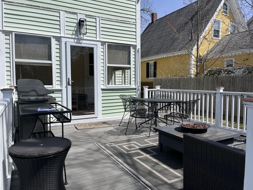 2 bed, 1 bath apartment for rent at 273 Franklin St Unit 1, Quincy — photo 20 of 22