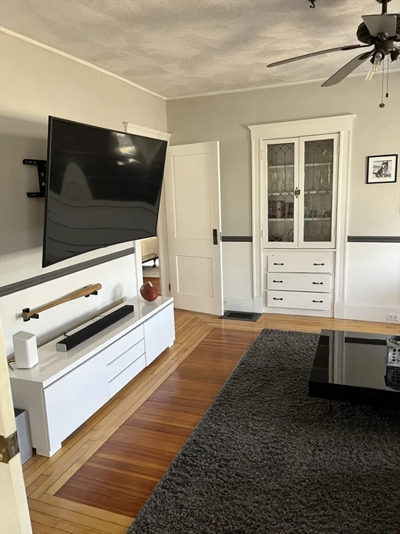 2 bed, 1 bath apartment for rent at 273 Franklin St Unit 1, Quincy — photo 10 of 22