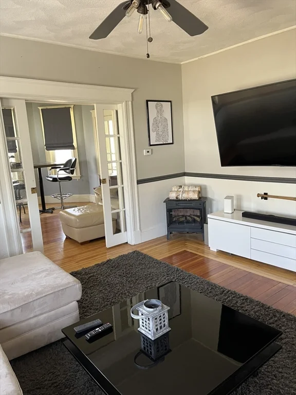 2 bed, 1 bath apartment for rent at 273 Franklin St Unit 1, Quincy — photo 8 of 22