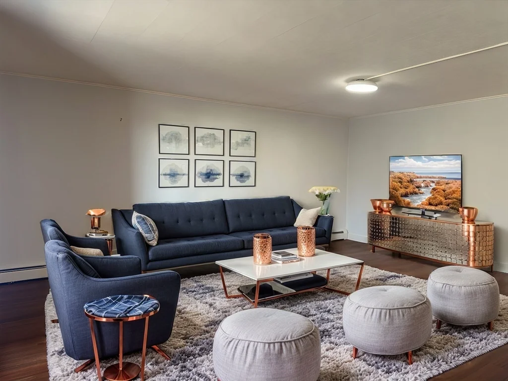 2 bed, 1 bath apartment for rent at 273 Lake St Unit 1, Weymouth