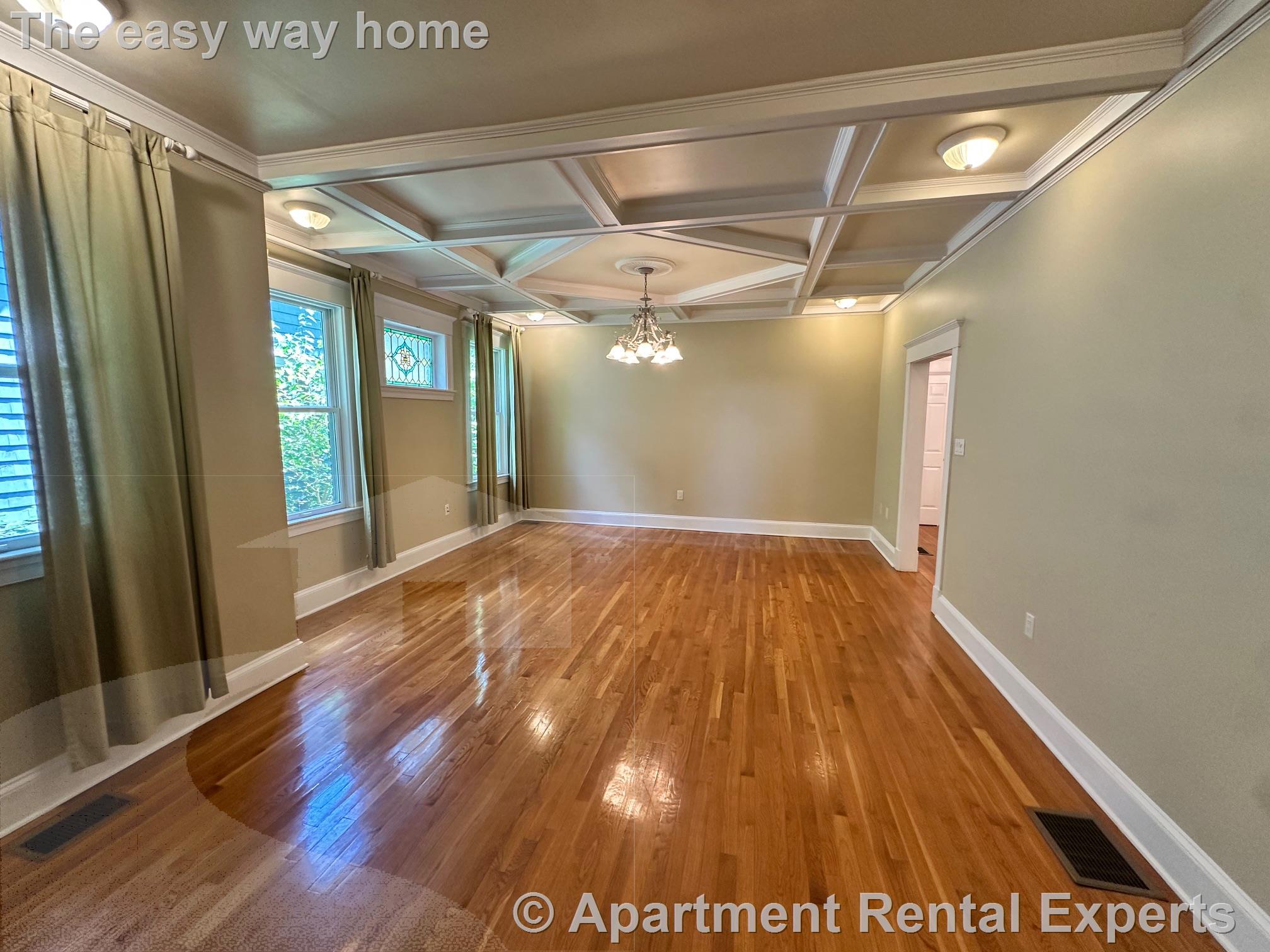 3 bed, 2 bath apartment for rent at 273 Mason Terr Unit 1, Coolidge Corner — photo 7 of 23