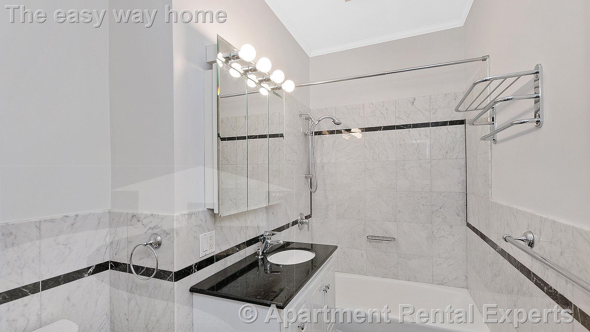 3 bed, 2 bath apartment for rent at 273 Mason Terr Unit 1, Coolidge Corner — photo 11 of 23