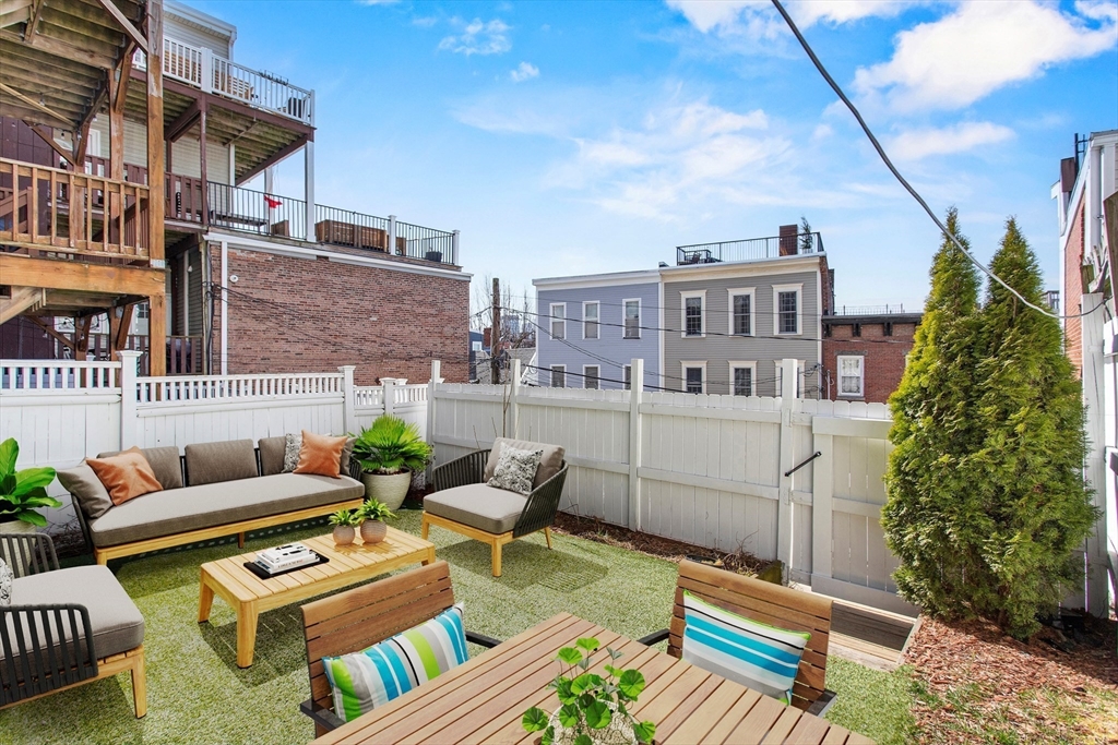 4 bed, 3 bath apartment for rent at 274 Bunker Hill St Unit SF, Charlestown — photo 37 of 38