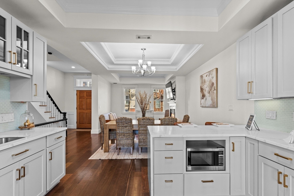 4 bed, 3 bath apartment for rent at 274 Bunker Hill St Unit SF, Charlestown — photo 12 of 38