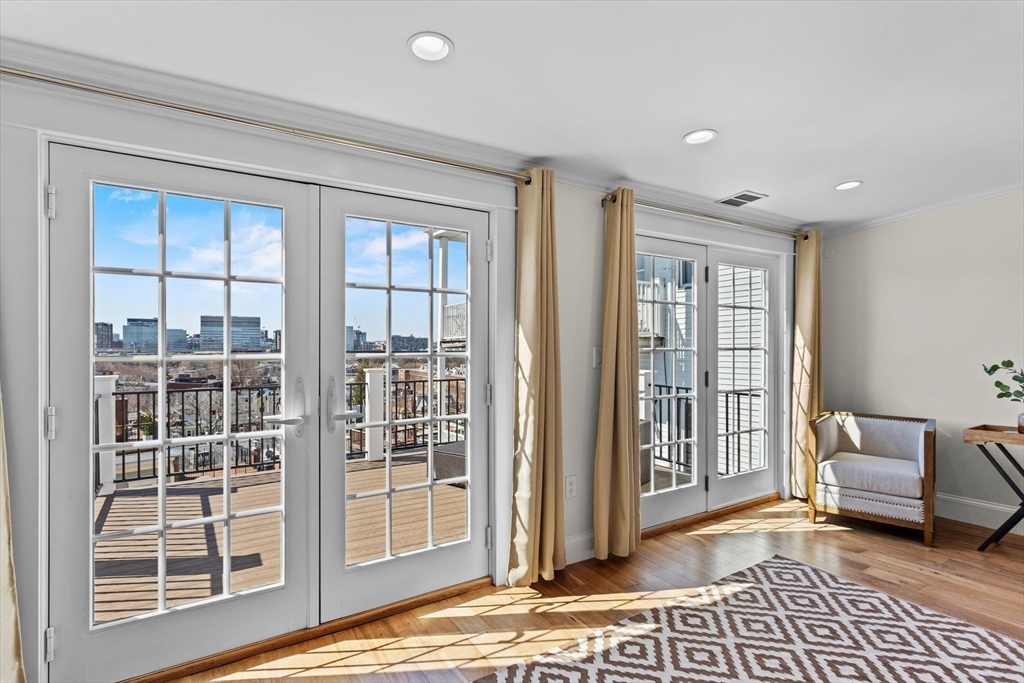 4 bed, 3 bath apartment for rent at 274 Bunker Hill St Unit SF, Charlestown — photo 31 of 38