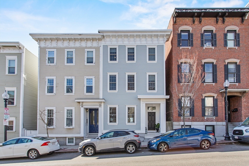 4 bed, 3 bath apartment for rent at 274 Bunker Hill St Unit SF, Charlestown — photo 1 of 38