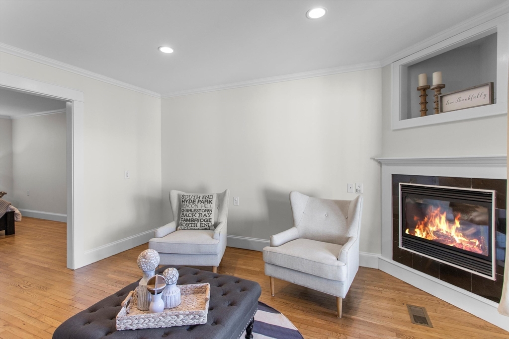 4 bed, 3 bath apartment for rent at 274 Bunker Hill St Unit SF, Charlestown — photo 35 of 38