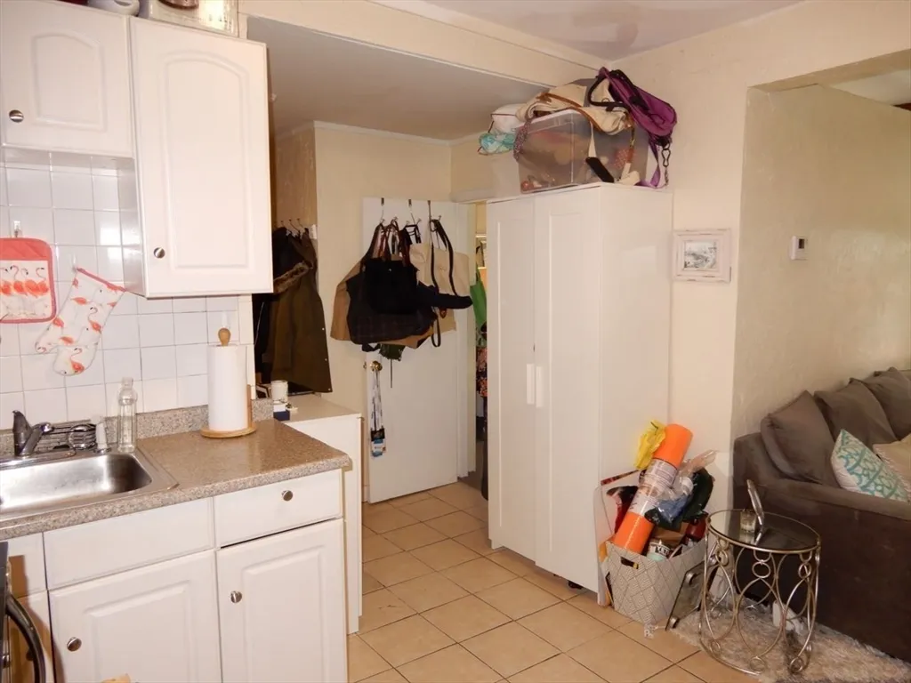 1 bed, 1 bath apartment for rent at 274 Cambridge St Unit 4, Beacon Hill — photo 6 of 12