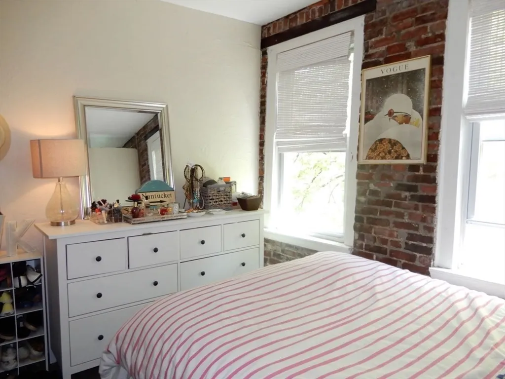 1 bed, 1 bath apartment for rent at 274 Cambridge St Unit 4, Beacon Hill — photo 8 of 12