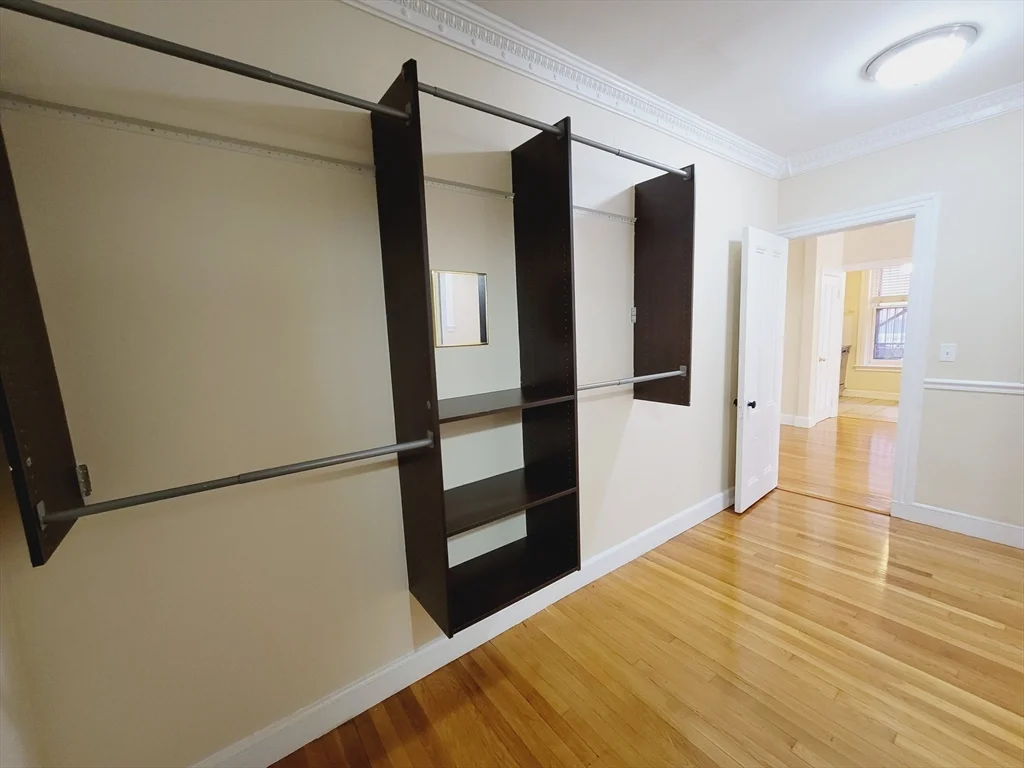 1 bed, 1 bath apartment for rent at 274 Clarendon St Unit 10, Back Bay — photo 6 of 9
