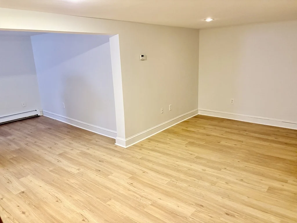 2 bed, 2 bath apartment for rent at 274 Concord Ave Unit 1, West Cambridge — photo 8 of 9