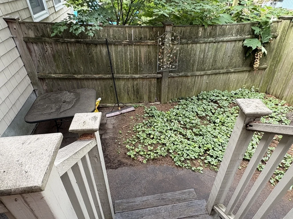 2 bed, 2 bath apartment for rent at 274 Concord Ave Unit 1, West Cambridge — photo 9 of 9