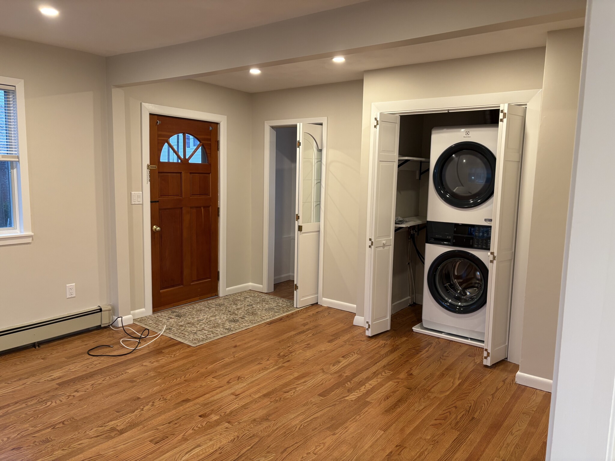 2 bed, 1 bath apartment for rent at 274 Derby St Unit 1, West Newton — photo 1 of 12