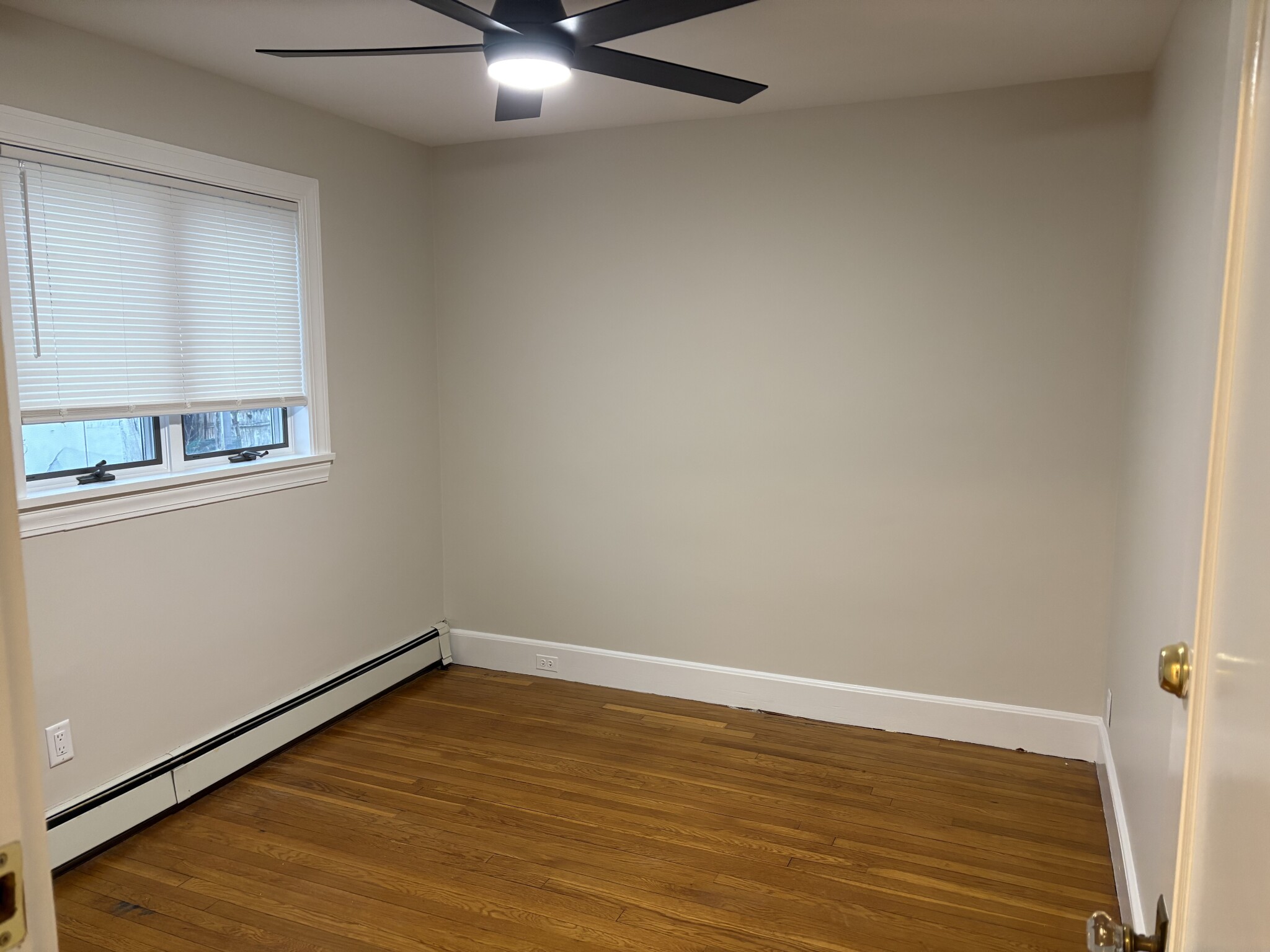 2 bed, 1 bath apartment for rent at 274 Derby St Unit 1, West Newton — photo 9 of 12