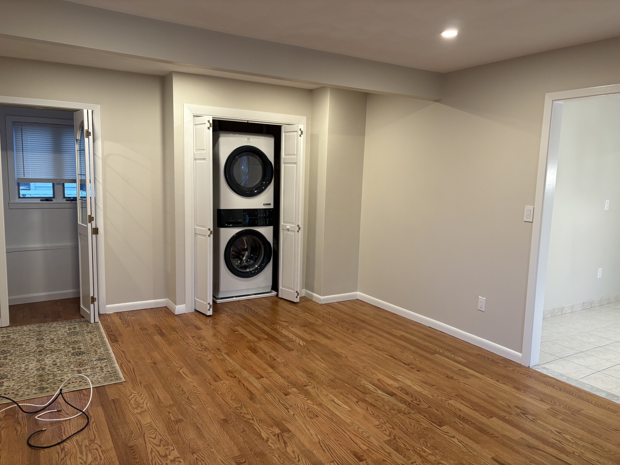 2 bed, 1 bath apartment for rent at 274 Derby St Unit 1, West Newton — photo 2 of 12