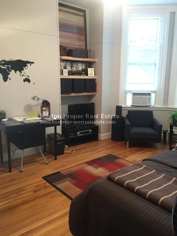 Studio bed, 1 bath apartment for rent at 274 Marlborough St Unit 3, Back Bay — photo 3 of 7