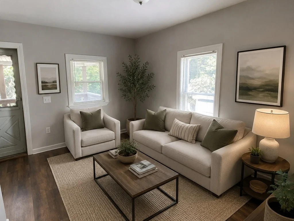 2 bed, 1 bath apartment for rent at 274 River St Unit 2, Waltham — photo 1 of 8