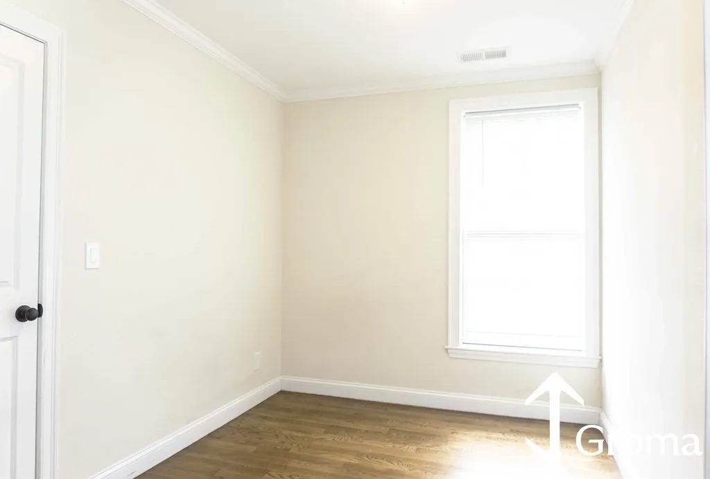 4 bed, 2 bath apartment for rent at 2747 Washington St Unit 1, Roxbury — photo 7 of 10