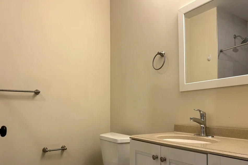 5 bed, 2 bath apartment for rent at 2747 Washington St Unit 2, Roxbury — photo 7 of 10