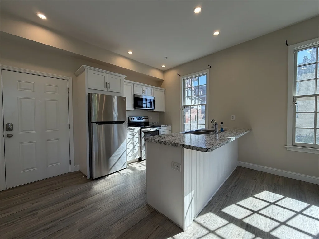 1 bed, 1 bath apartment for rent at 275 Broadway St Unit 2041, Methuen — photo 2 of 14