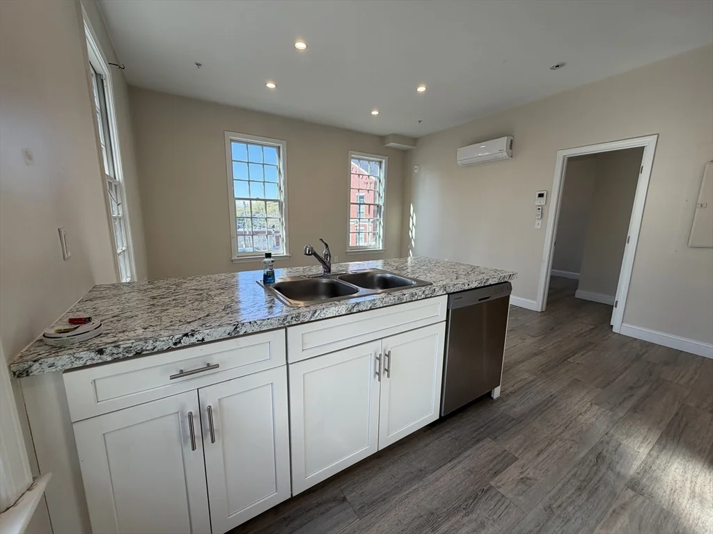 1 bed, 1 bath apartment for rent at 275 Broadway St Unit 2041, Methuen — photo 5 of 14