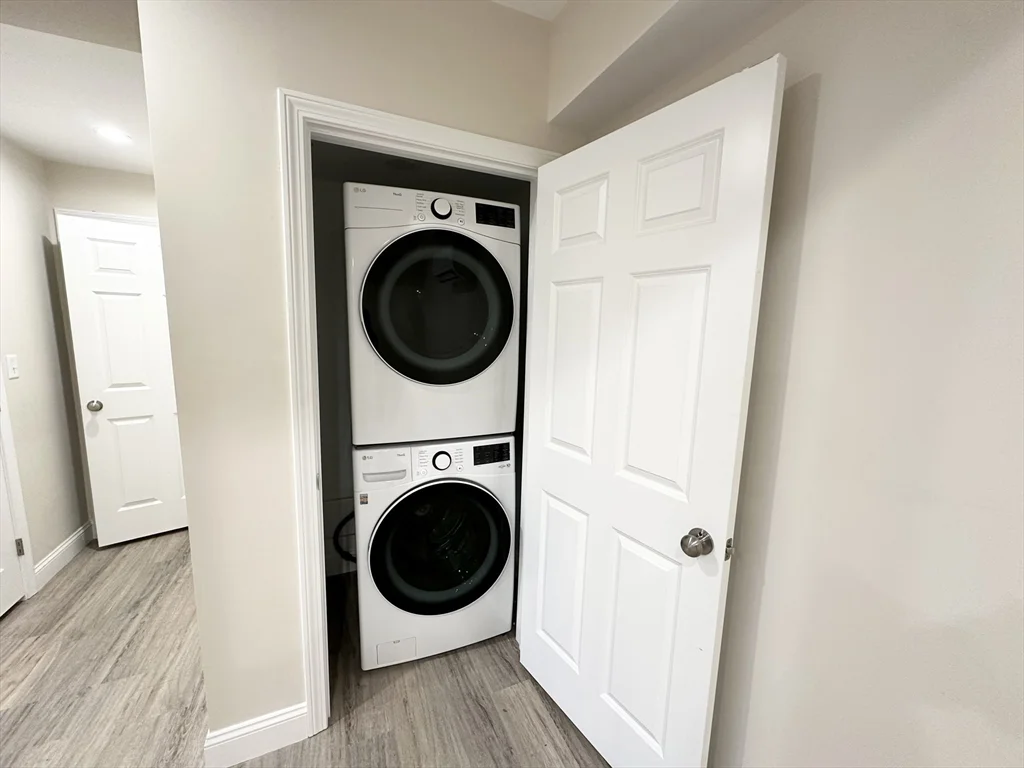 1 bed, 1 bath apartment for rent at 275 Broadway Unit 102, Methuen — photo 5 of 8