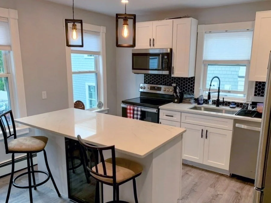 4 bed, 1 bath apartment for rent at 275 Gallivan Blvd Unit 3, Dorchester — photo 1 of 10